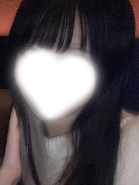 りな(19)
