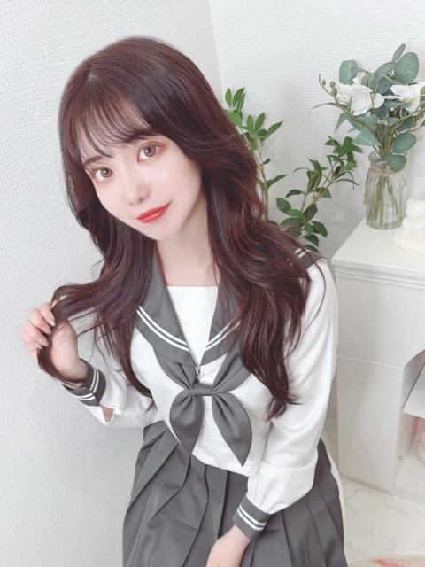 あや(24)