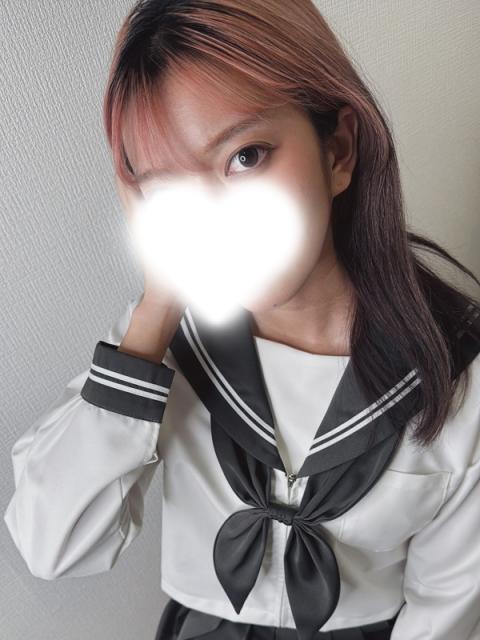 すず(21)